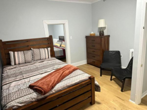 Spacious Stylish Gem Steps from the Pier